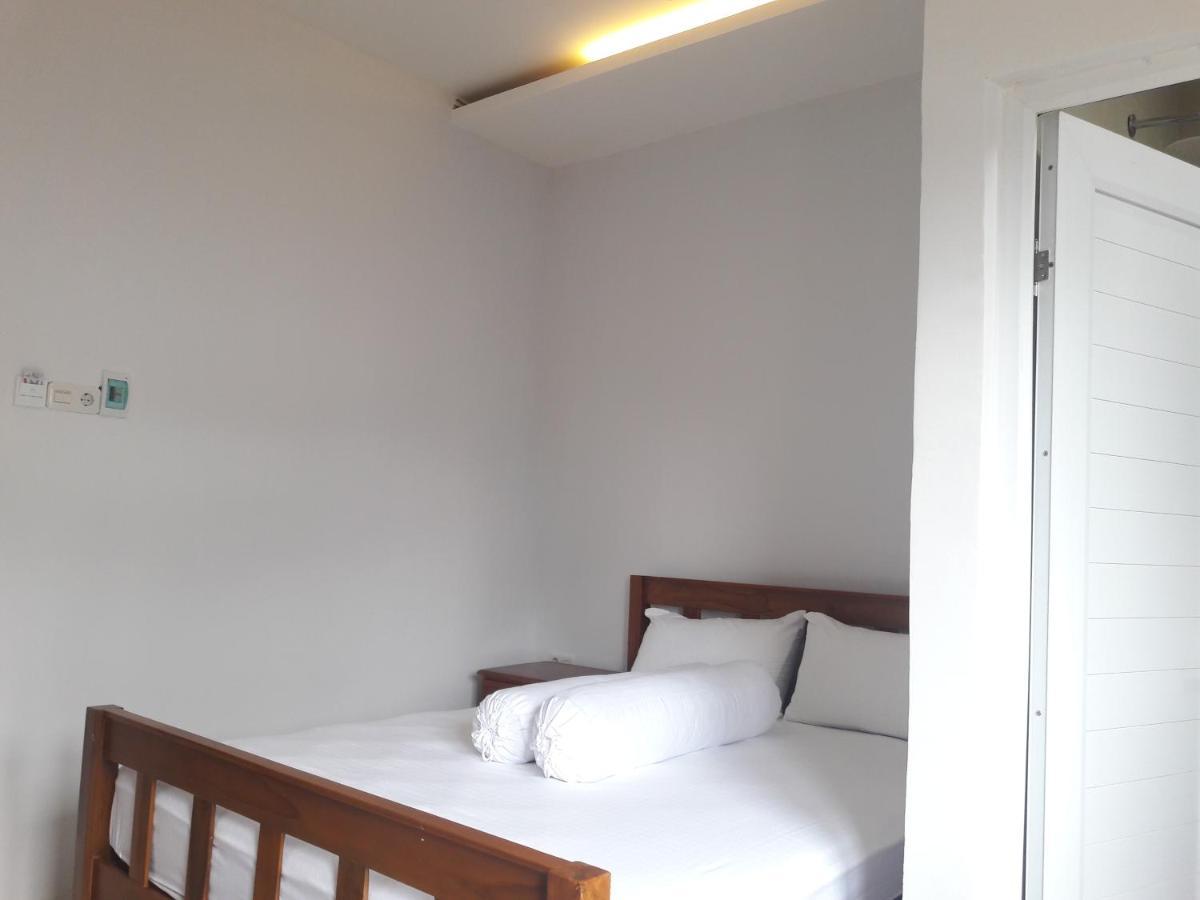 Azalia Residence ปาเลมบัง ภายนอก รูปภาพ