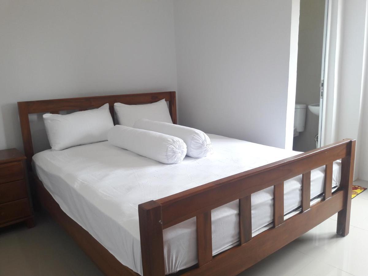 Azalia Residence ปาเลมบัง ภายนอก รูปภาพ